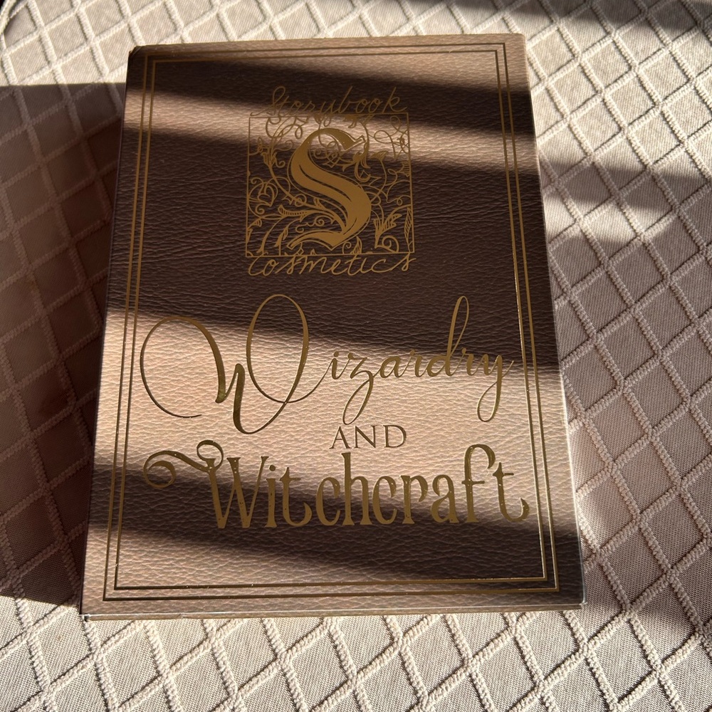 New Storybook Cosmetics Wizardry and Witchcraft Eyeshadow Palette